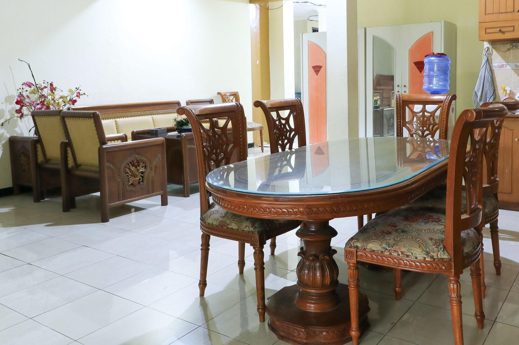 Guest House Samarinda Eksteriør bilde
